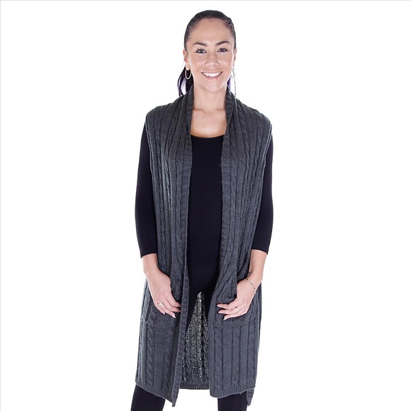 Divas Limited Sweaters - Cable Knit Sweater Vest - Grey